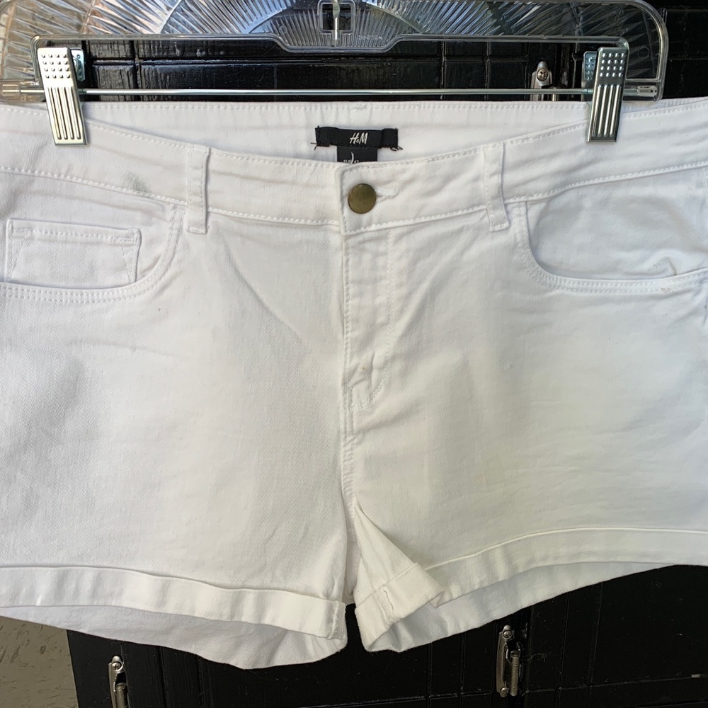 H&M White Shorts Rolled Hem Size 8